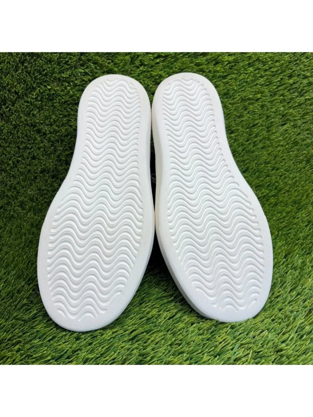 Allbirds Wool Piper 2 Womens Size 9 White Athletic Running Shoes Sneakers